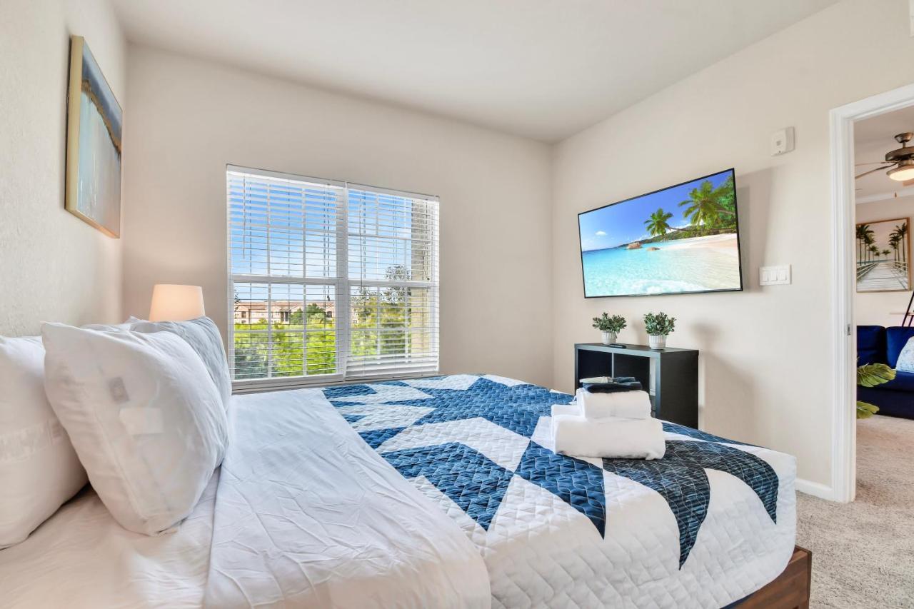 Casa Bella Luxury Family Resort Tampa Exterior photo